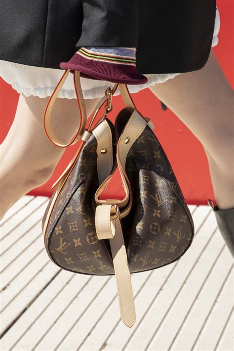 louis vuitton kalender 2022|louis vuitton handbags.